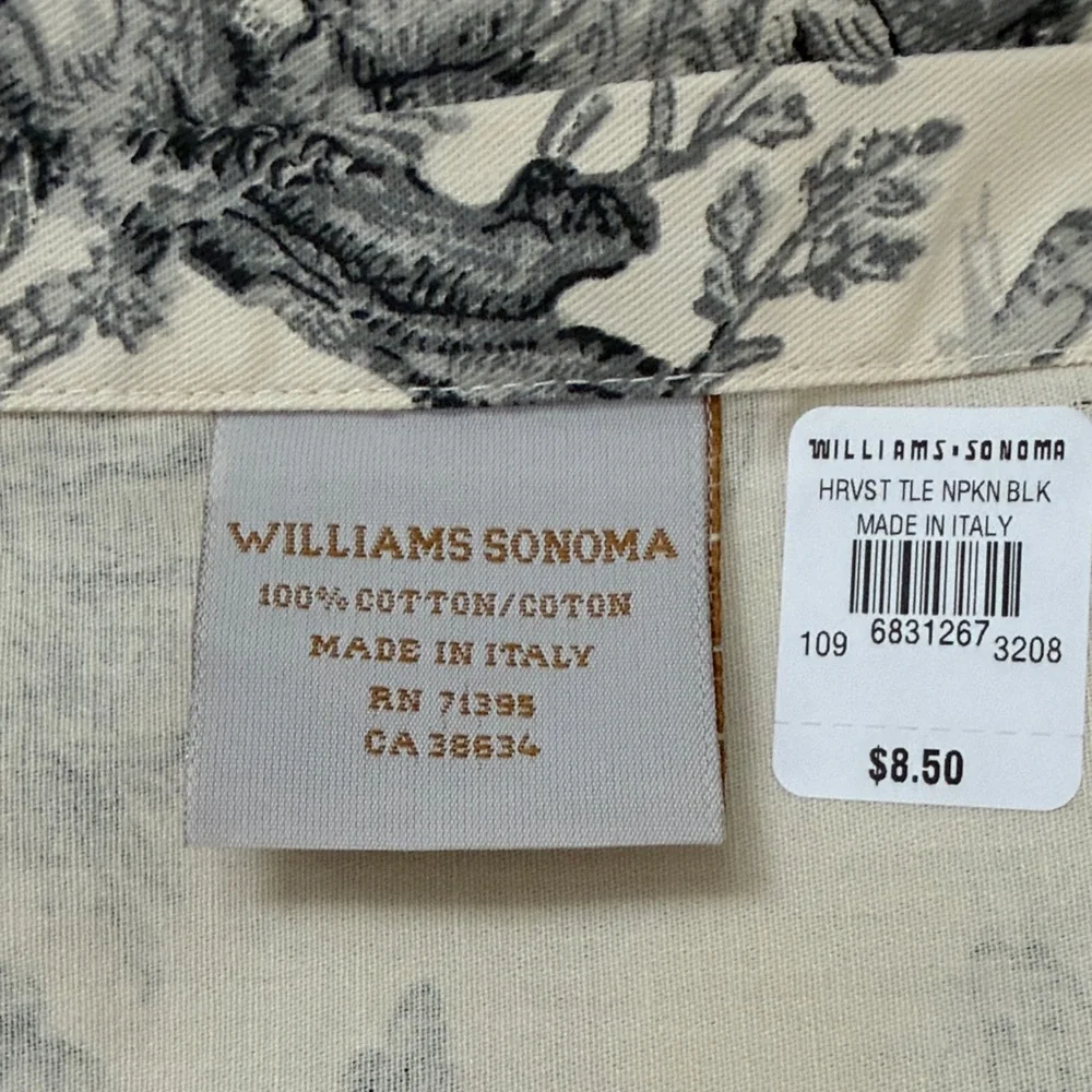 Williams Sonoma Harvest Toile Napkins Set of 4